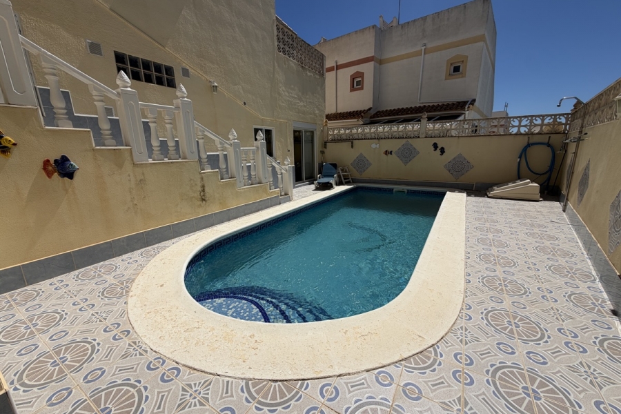 Re-Sale - Townhouse - San Miguel de Salinas - San Miguel - Town