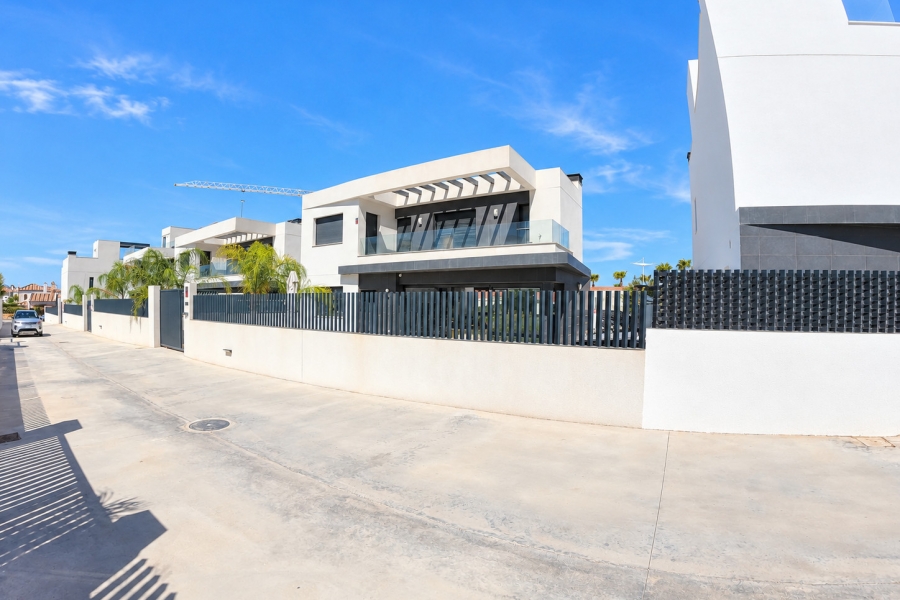 Re-Sale - Detached Villa - Algorfa - La Finca Golf Resort