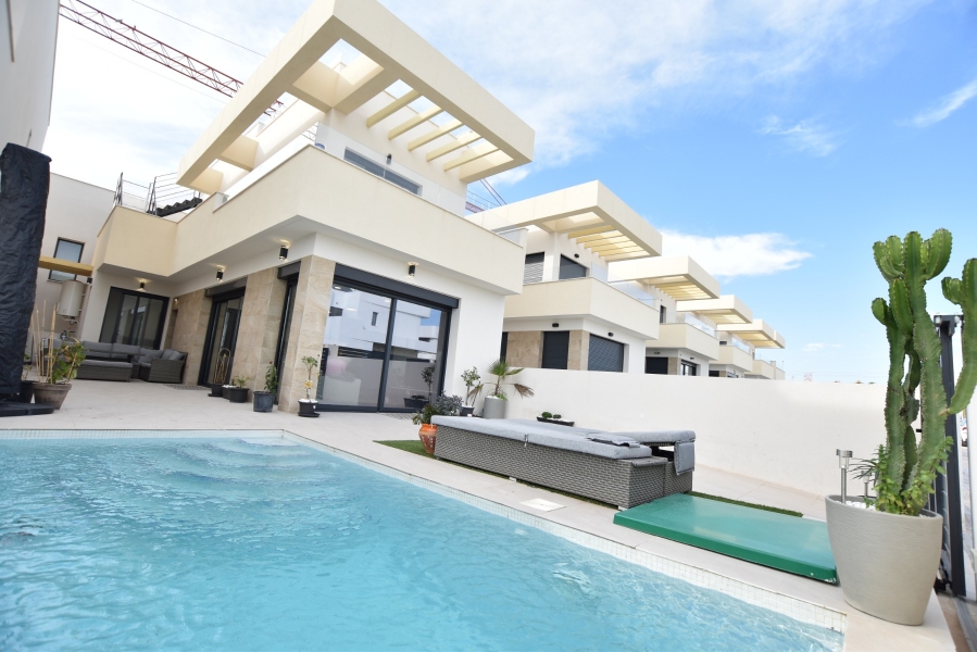 Re-Sale - Detached Villa - Los Montesinos - La Herrada