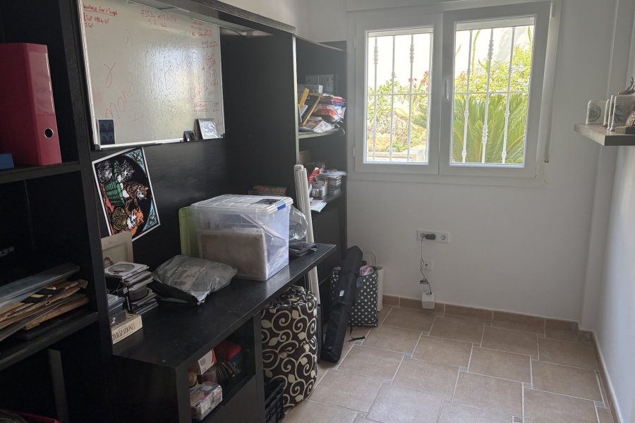 Re-Sale - Detached Villa - Algorfa - Algorfa - Village