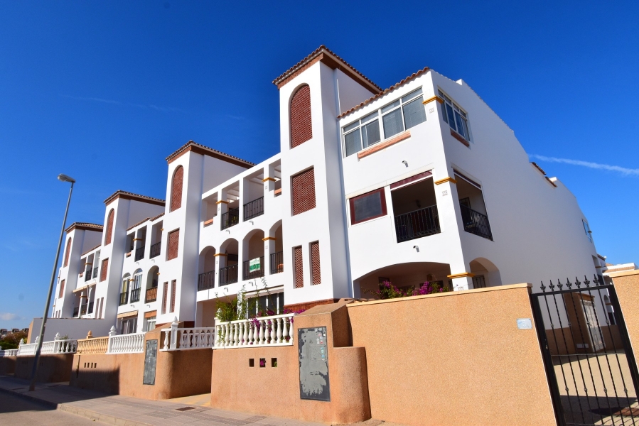 Re-Sale - Apartment - Orihuela Costa - Punta Prima