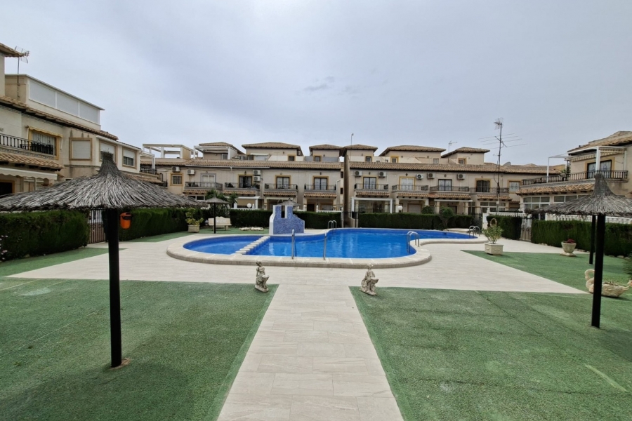 Re-Sale - Apartment - Orihuela Costa - Punta Prima