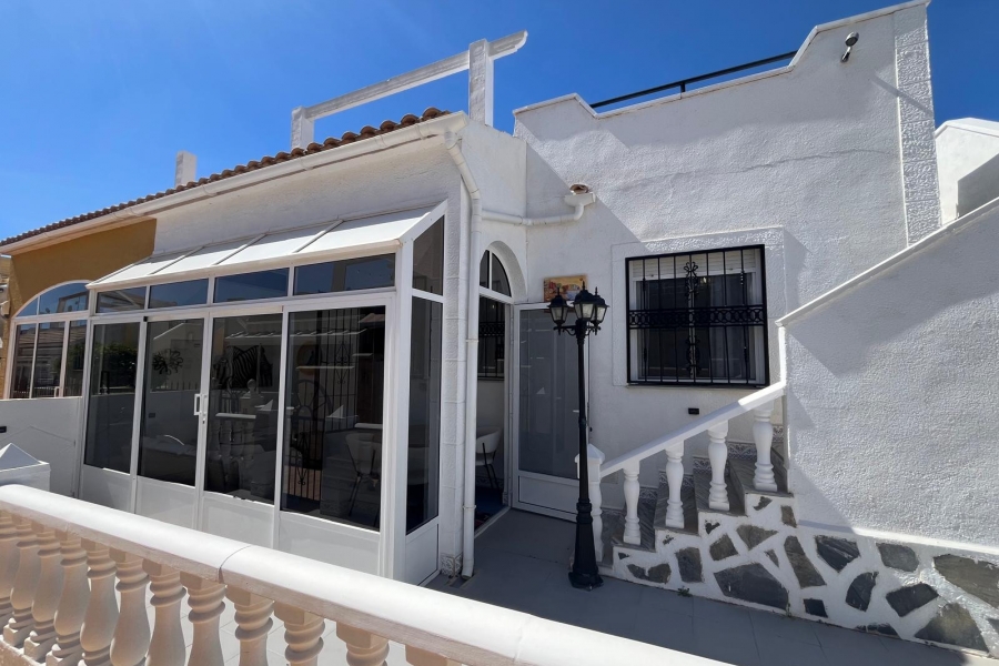 Re-Sale - Quad Villa - Orihuela Costa - Punta Prima