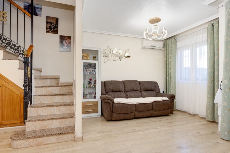 Re-Sale - Townhouse - Torrevieja - Aguas Nuevas