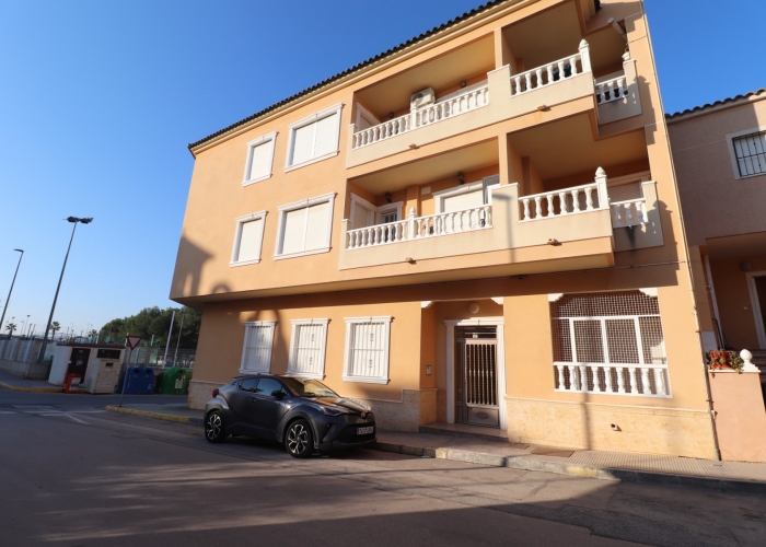 Re-Sale - Apartment - Algorfa - Algorfa - Village