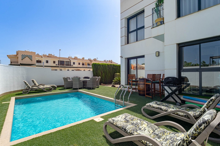 Re-Sale - Detached Villa - Ciudad Quesada - Doña Pepa