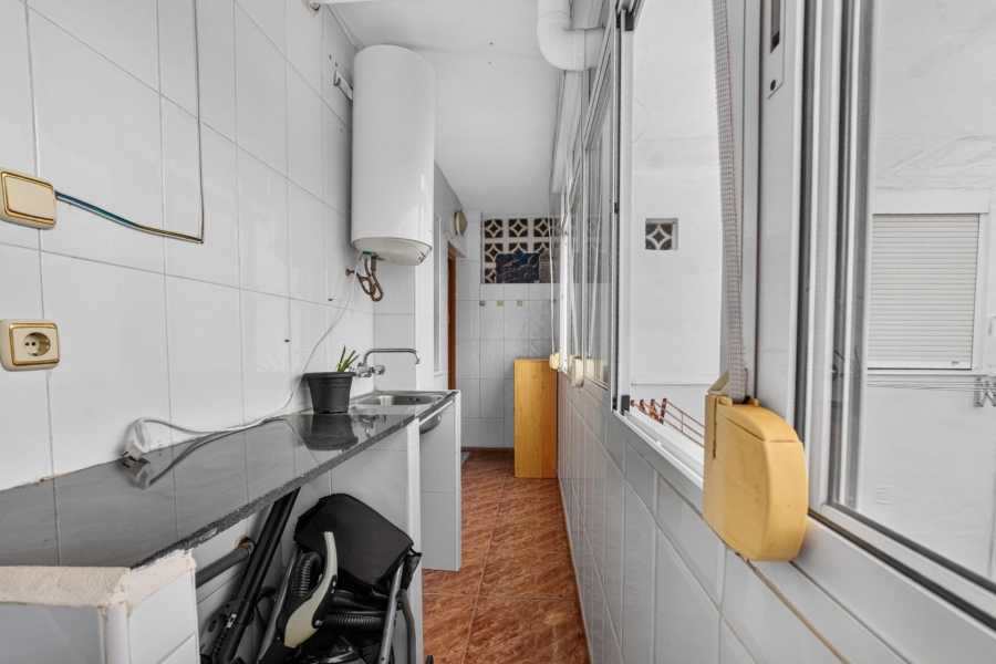 Re-Sale - Apartment - Torrevieja - Torrevieja - Centre