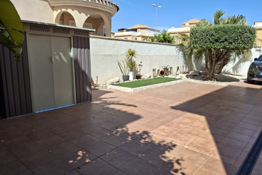 Re-Sale - Detached Villa - Ciudad Quesada - Doña Pepa