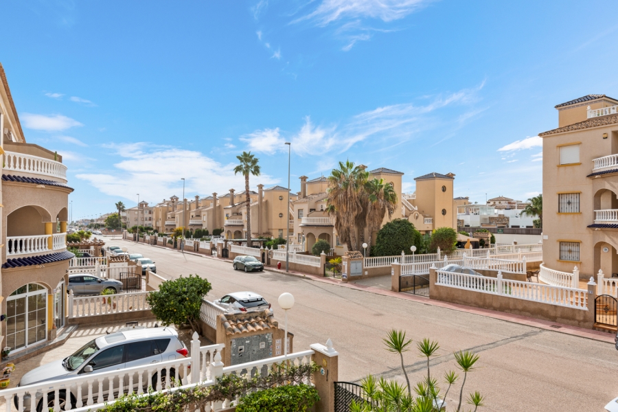 Re-Sale - Apartment - Orihuela Costa - Lomas de Cabo Roig