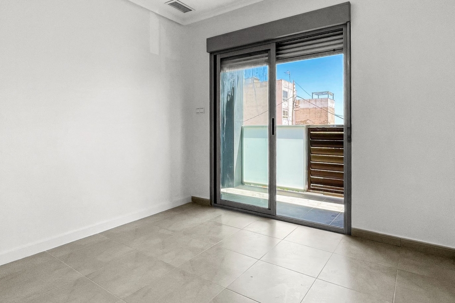 Re-Sale - Apartment - Torrevieja - Playa Acequion
