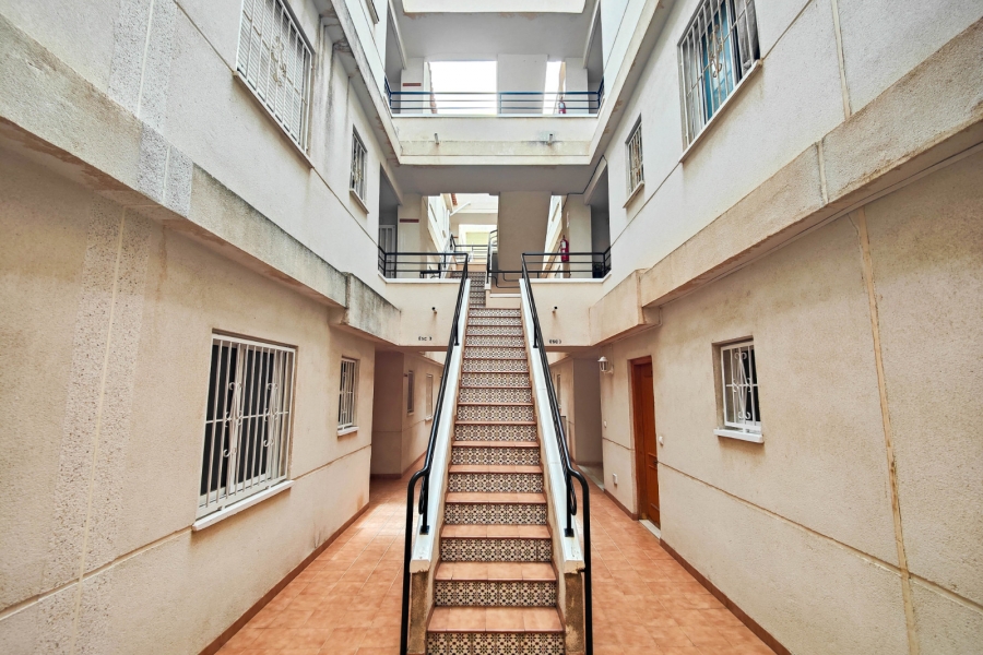 Re-Sale - Apartment - Torrevieja - Torrevieja - Centre