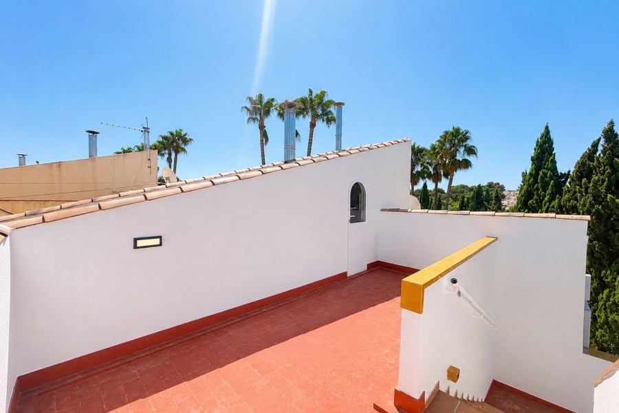 Re-Sale - Detached Villa - Orihuela Costa - Villamartin