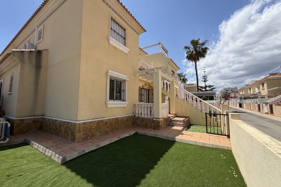 Re-Sale - Apartment - Orihuela Costa - Los Dolses