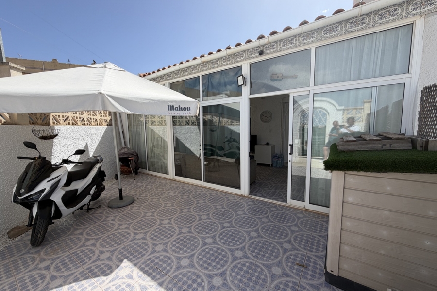 Re-Sale - Bungalow - Orihuela Costa - Villamartin
