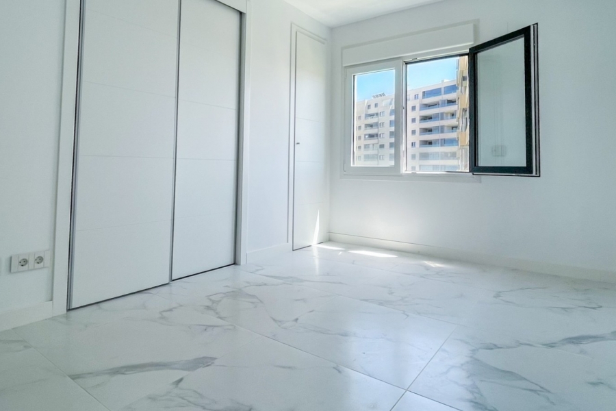 Re-Sale - Apartment - Orihuela Costa - Punta Prima
