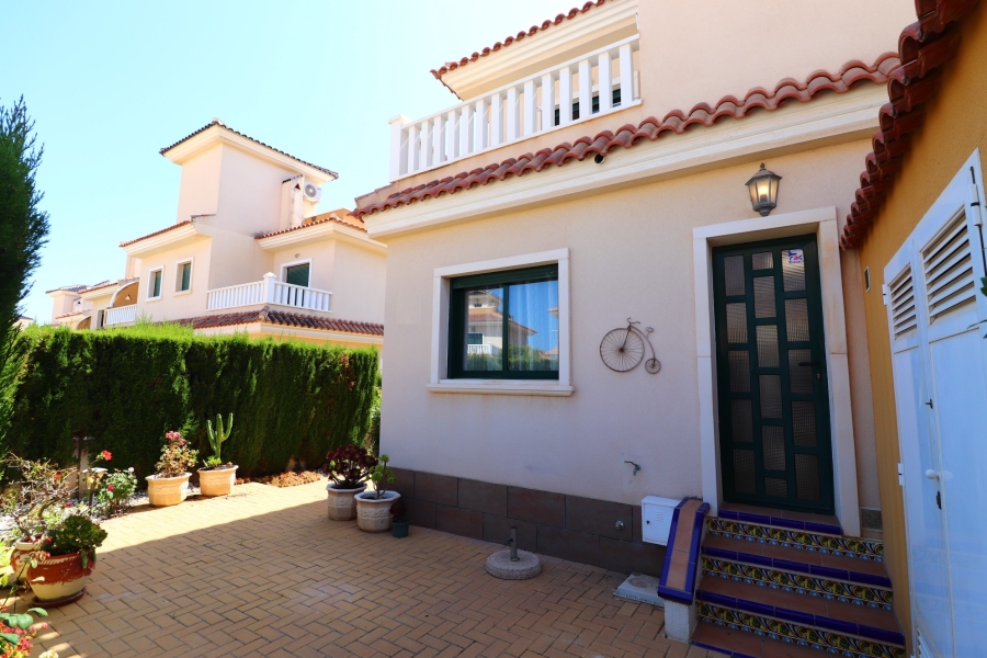 Re-Sale - Townhouse - Ciudad Quesada - Doña Pepa