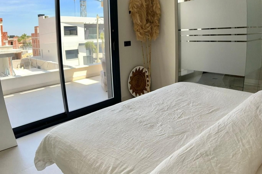 Re-Sale - Detached Villa - Algorfa - La Finca Golf Resort