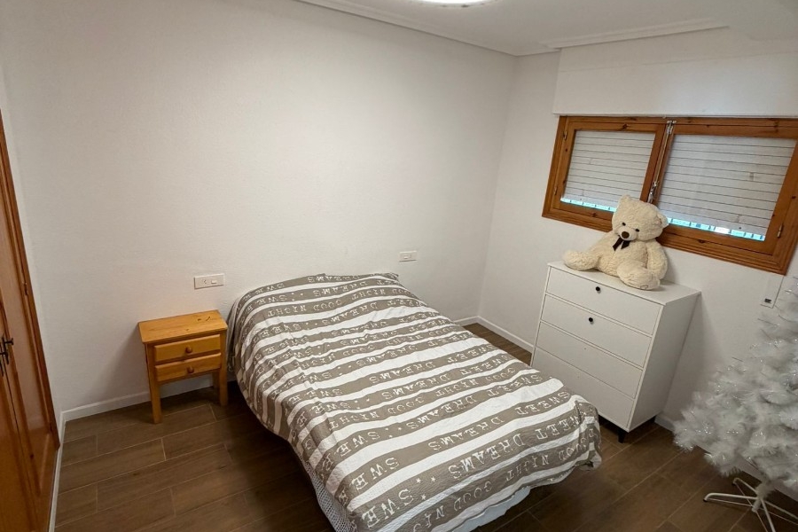 Re-Sale - Apartment - Orihuela Costa - Punta Prima