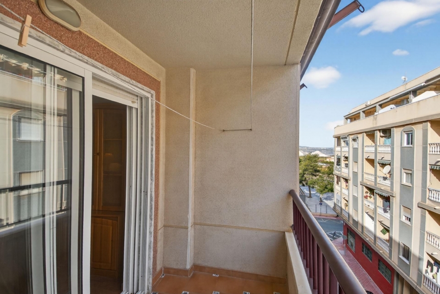 Re-Sale - Apartment - Torrevieja - Torrevieja - Centre