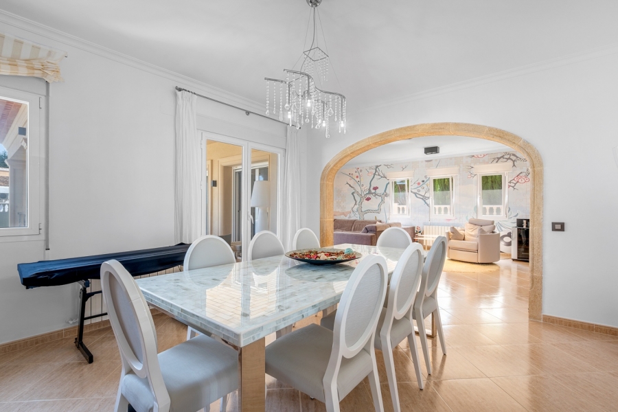 Re-Sale - Detached Villa - Benissa - Carrio