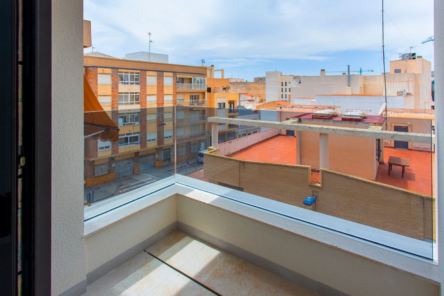 Re-Sale - Apartment - Torrevieja - Torrevieja - Centre