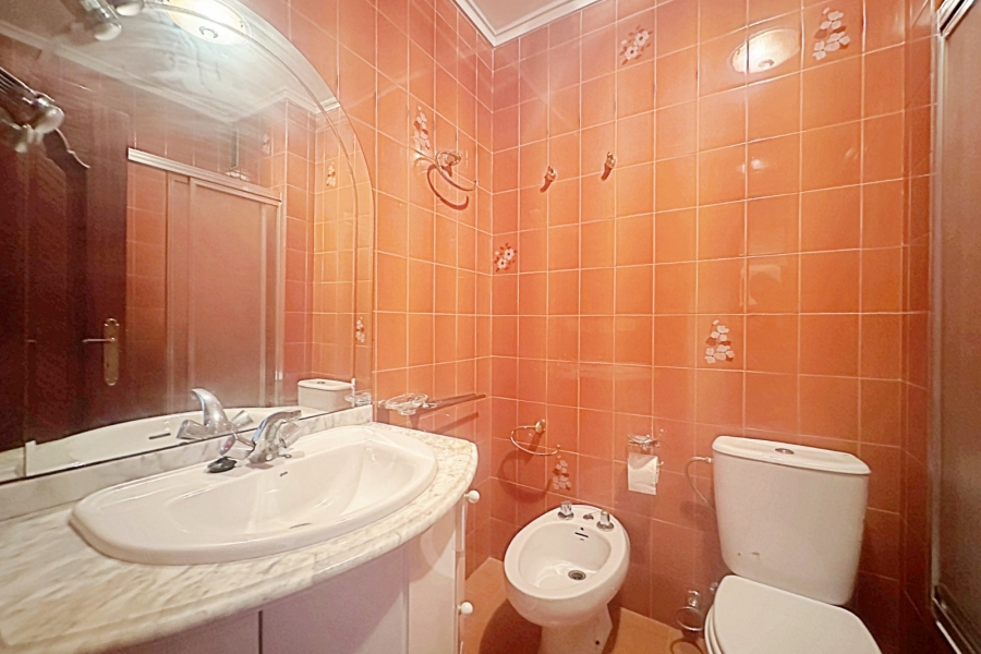 Re-Sale - Apartment - Torrevieja - Torrevieja - Centre