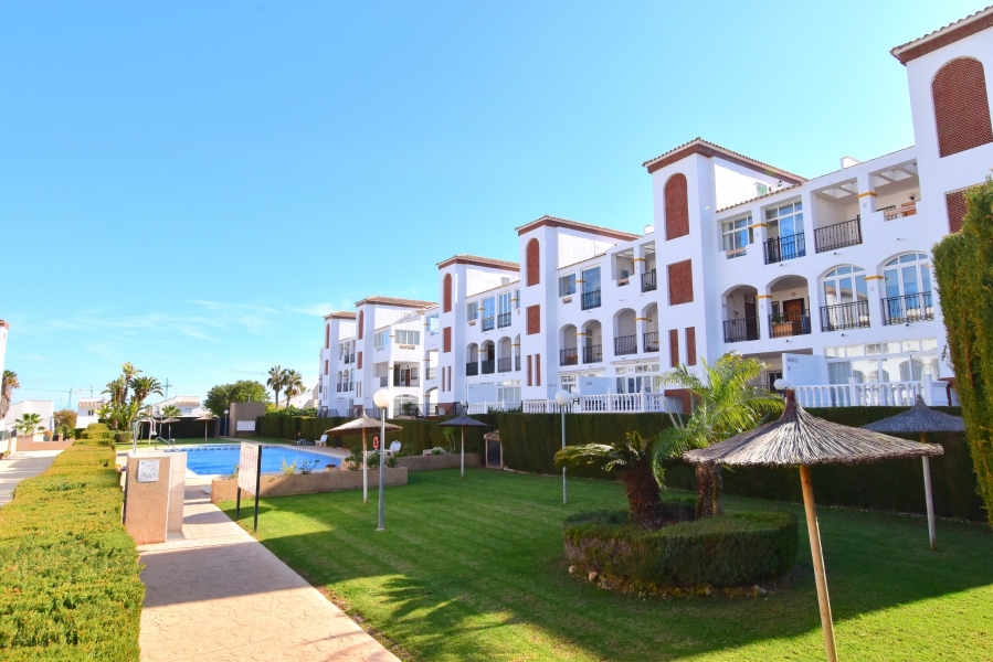 Re-Sale - Apartment - Orihuela Costa - Punta Prima