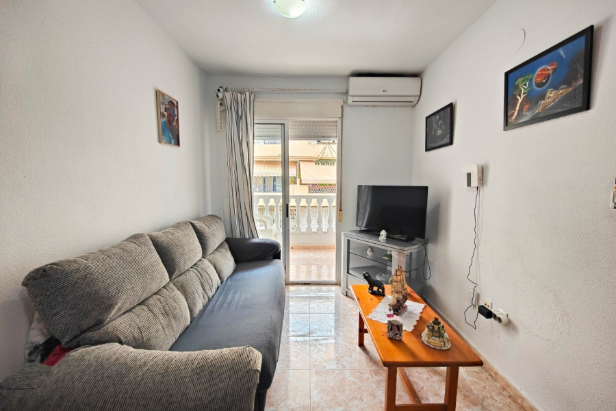 Re-Sale - Apartment - Torrevieja - Torrevieja - Centre