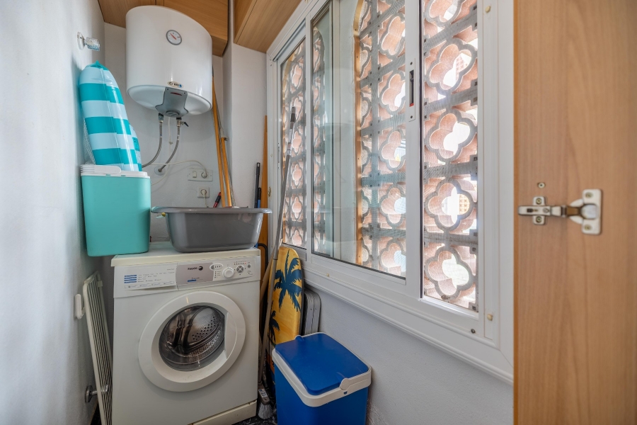 Re-Sale - Apartment - Torrevieja - Playa Los Naufragos