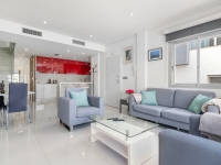 Re-Sale - Semi Detached Villa - Orihuela Costa - Punta Prima