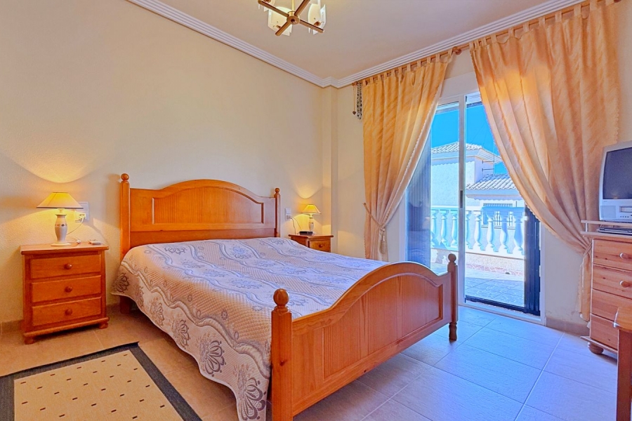 Re-Sale - Detached Villa - Orihuela Costa - Punta Prima
