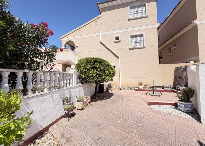 Re-Sale - Apartment - Orihuela Costa - La Zenia
