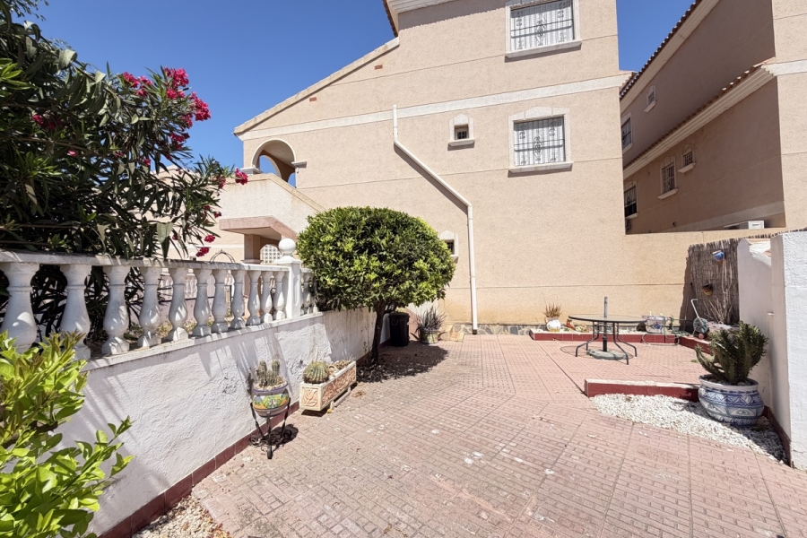 Re-Sale - Apartment - Orihuela Costa - La Zenia