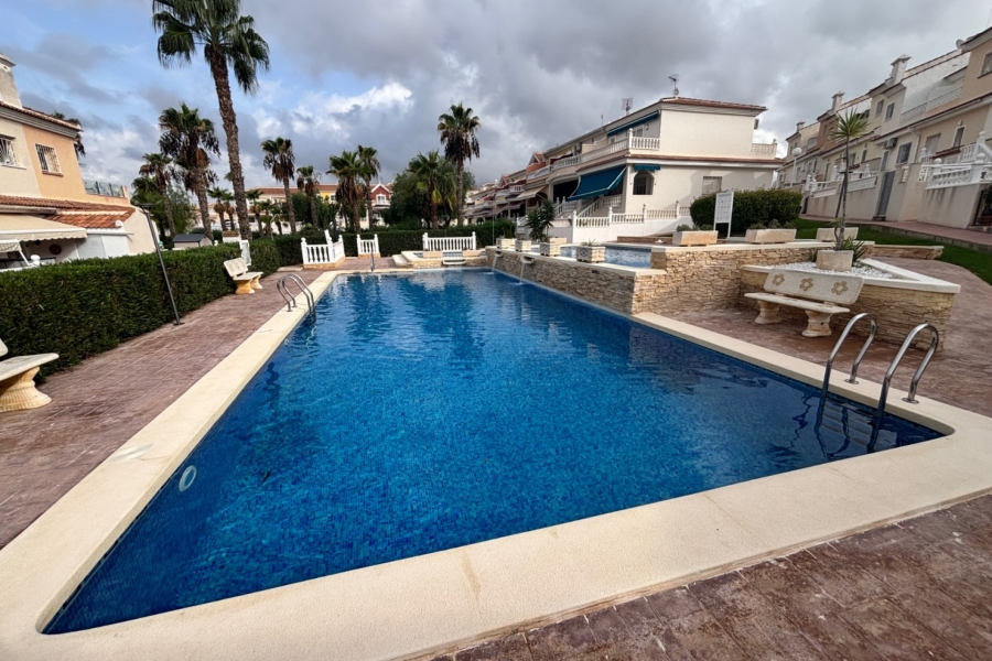 Re-Sale - Townhouse - Benijofar - Monte Azul