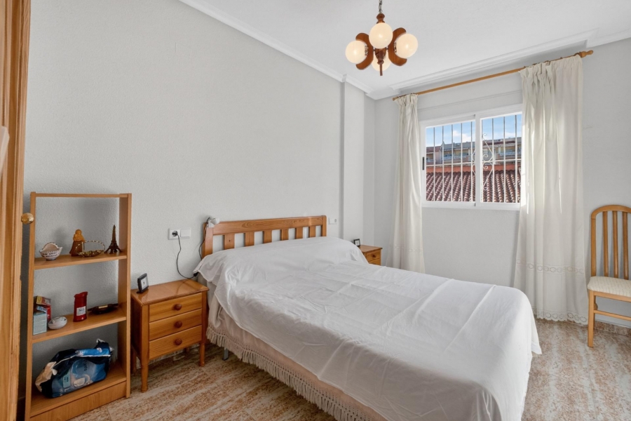 Re-Sale - Apartment - Torrevieja - Playa Los Locos