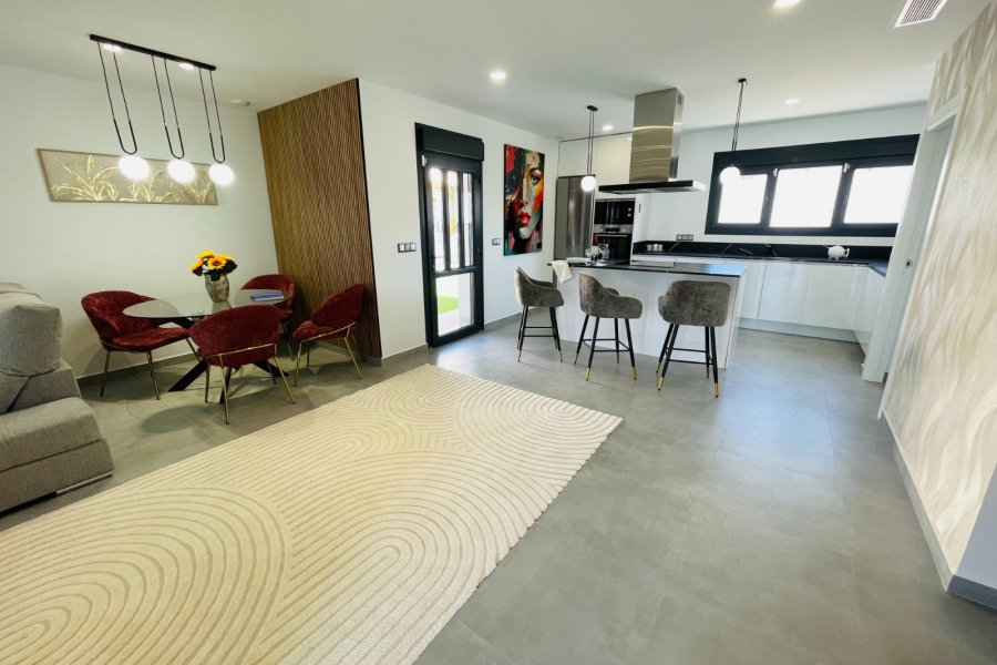 Nye - Frittliggende Villa - Torrevieja