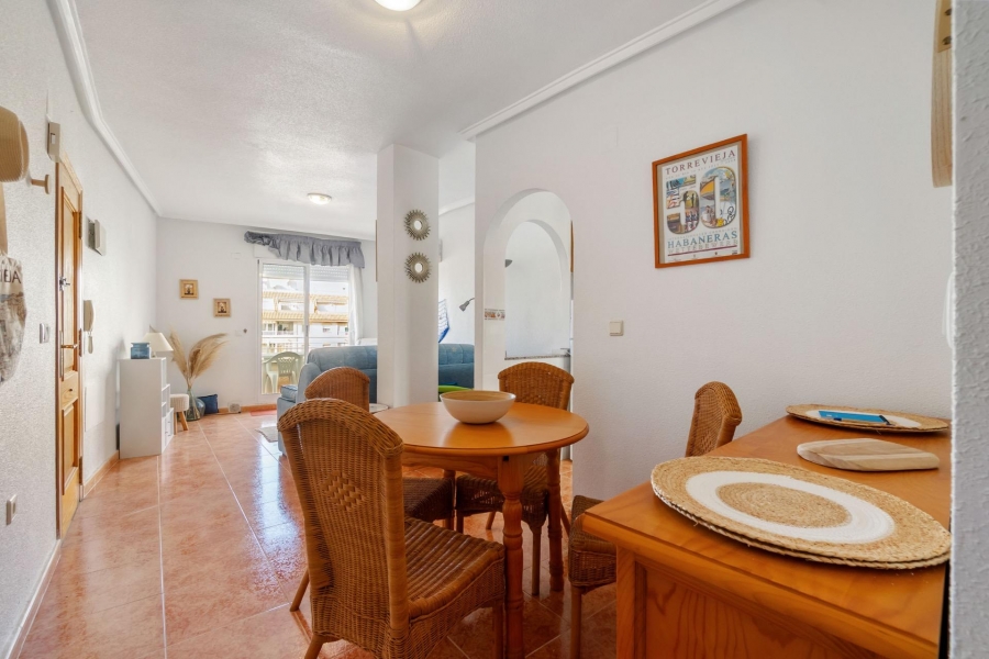 Re-Sale - Apartment - Torrevieja - Torrevieja - Centre