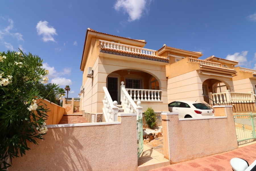 Re-Sale - Townhouse - Benijofar - Monte Azul