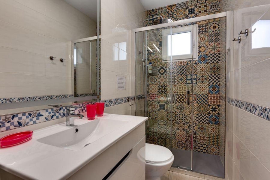 Re-Sale - Detached Villa - Torrevieja - El Chaparral
