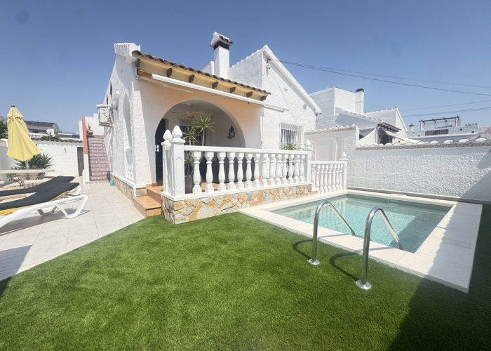 Re-Sale - Detached Villa - Orihuela Costa - Villamartin