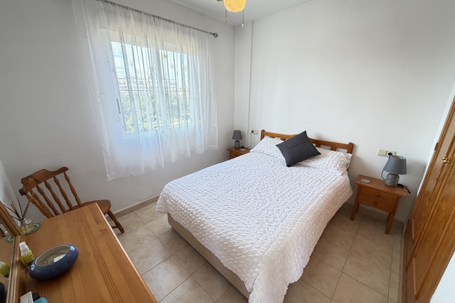 Re-Sale - Apartment - Orihuela Costa - La Zenia
