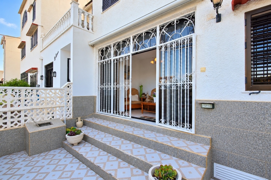 Re-Sale - Townhouse - Torrevieja - Torrevieja - Centre