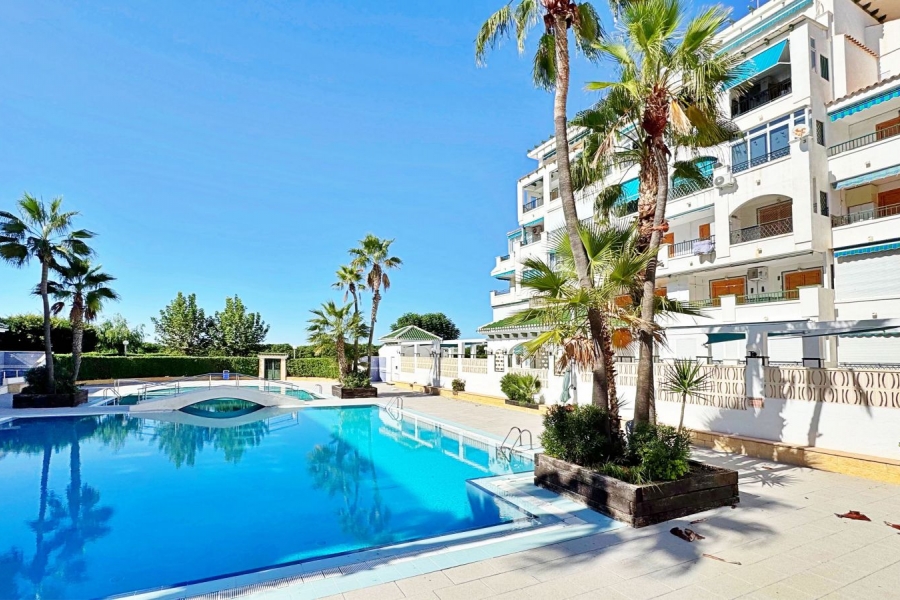 Re-Sale - Apartment - La Mata - La Mata - Town