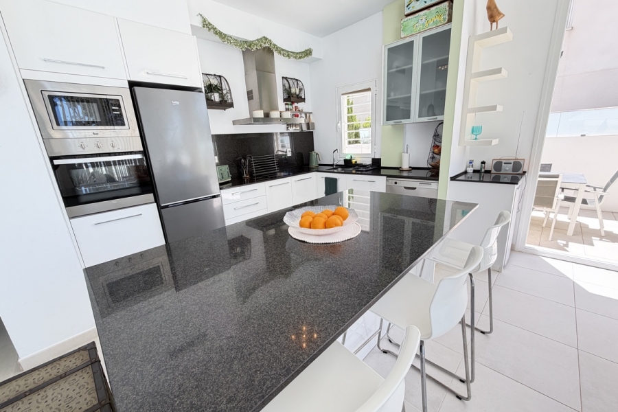 Re-Sale - Detached Villa - Orihuela Costa - Mil Palmeras