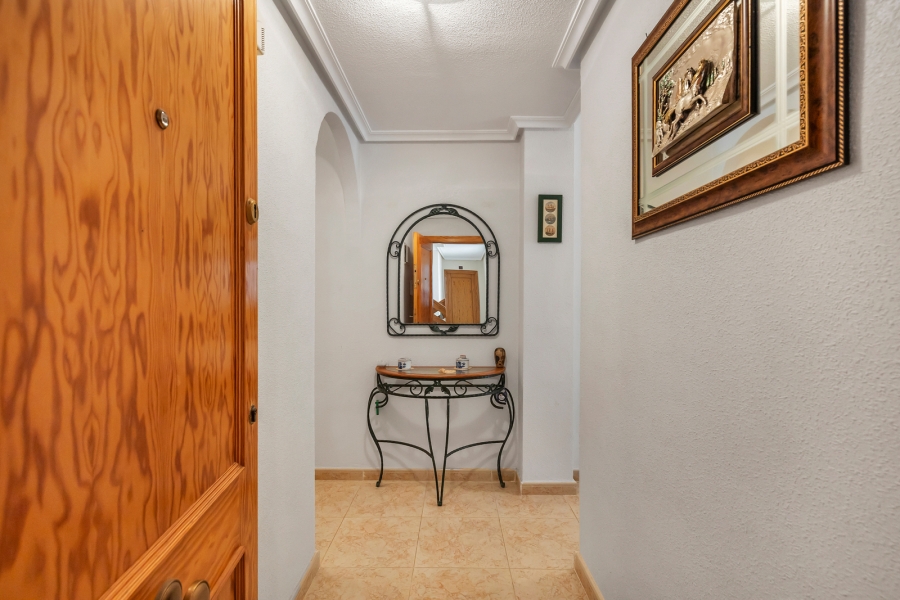 Re-Sale - Apartment - Torrevieja - Playa Los Naufragos