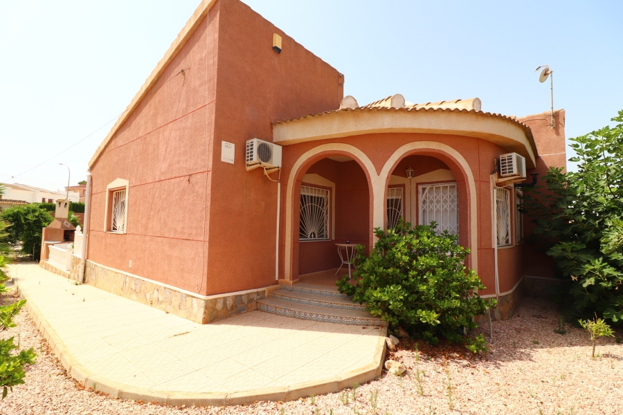 Re-Sale - Detached Villa - Ciudad Quesada - La Fiesta
