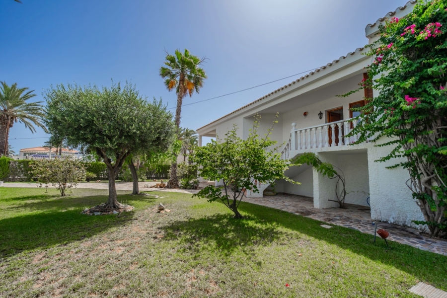 Re-Sale - Detached Villa - Orihuela Costa - Cabo Roig