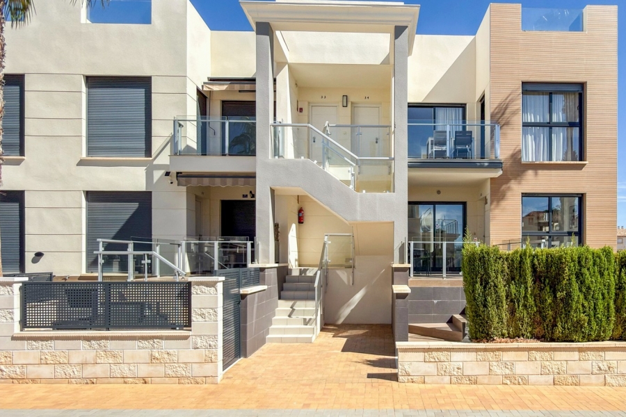 Re-Sale - Duplex - Orihuela Costa - La Zenia