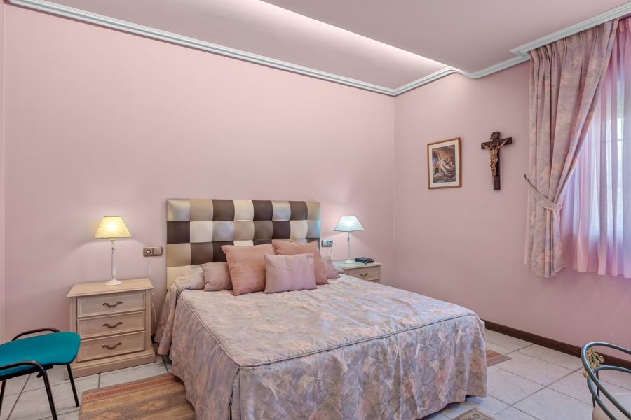 Re-Sale - Detached Villa - Torrevieja - Torre La Mata