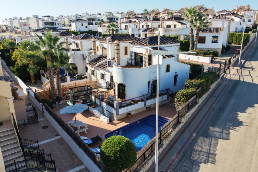 Re-Sale - Semi Detached Villa - Algorfa - La Finca Golf Resort